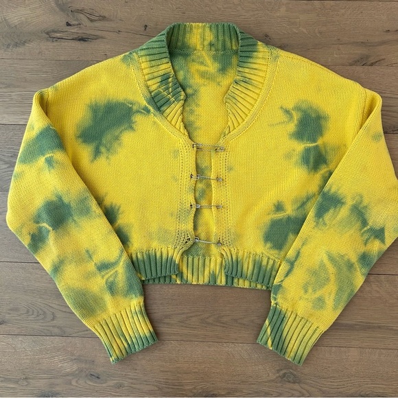 Tie Dye Safety Pin Cropped Knit Sweater Cardigan Whimsy Yellow Size Medium - Picture 2 of 8